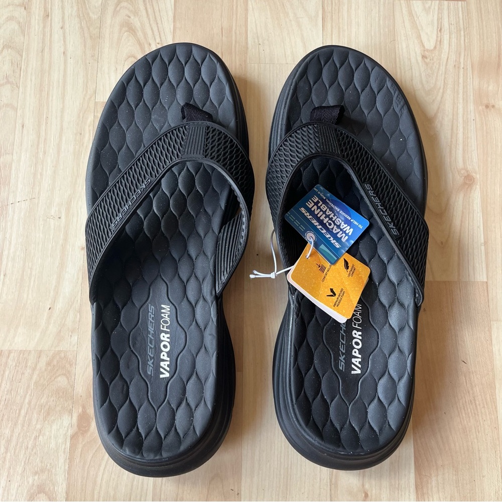 Skechers Men's Black Vapor Foam Quilted Footbed Flip Flops US 12